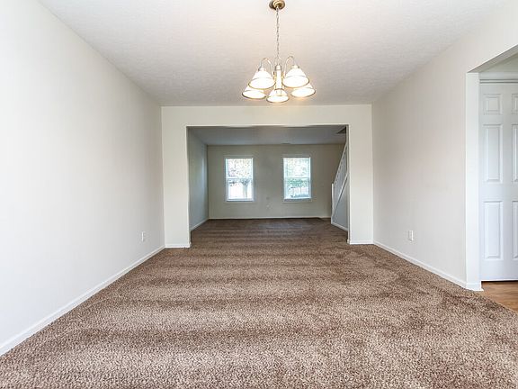 3rd image of 10783 Standish Pl