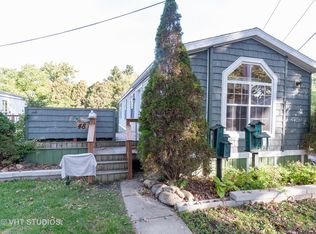 1009 W Bay Rd #48, McHenry, IL 60051