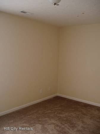 2nd image of 127A Primrose Ln