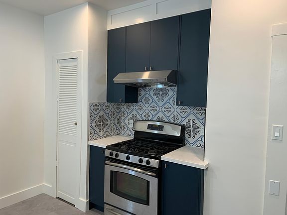 2nd image of 1437 7th Ave #1