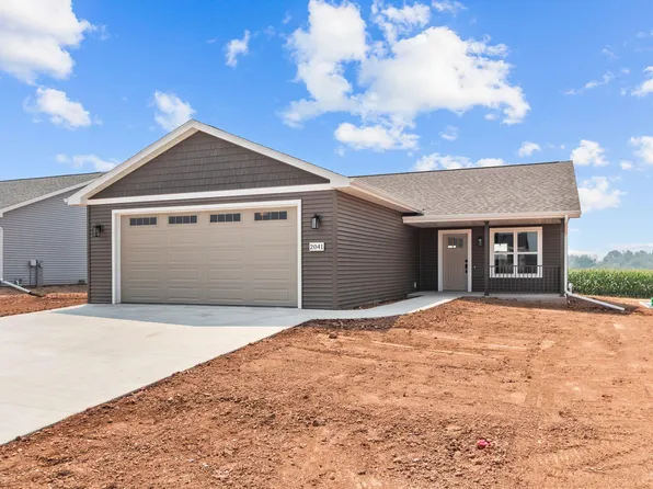2041 White Dove Ln, Kaukauna, WI 54130