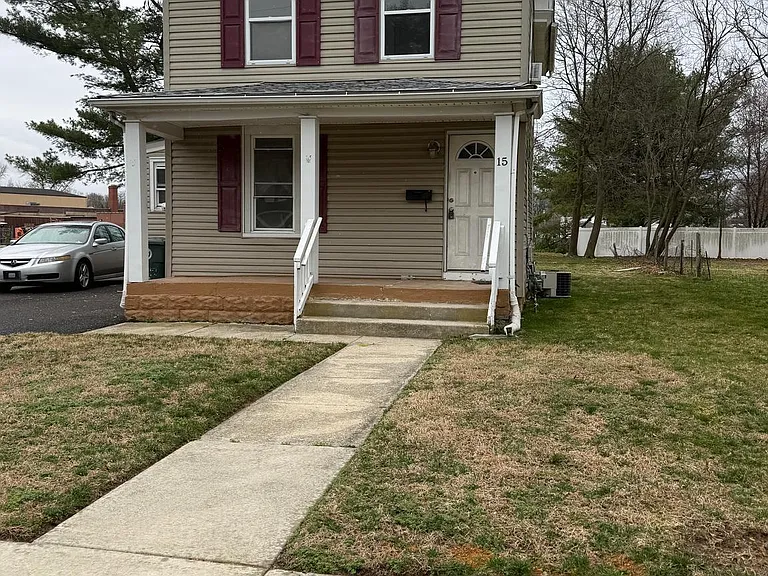 15 Williams St — Photo 1