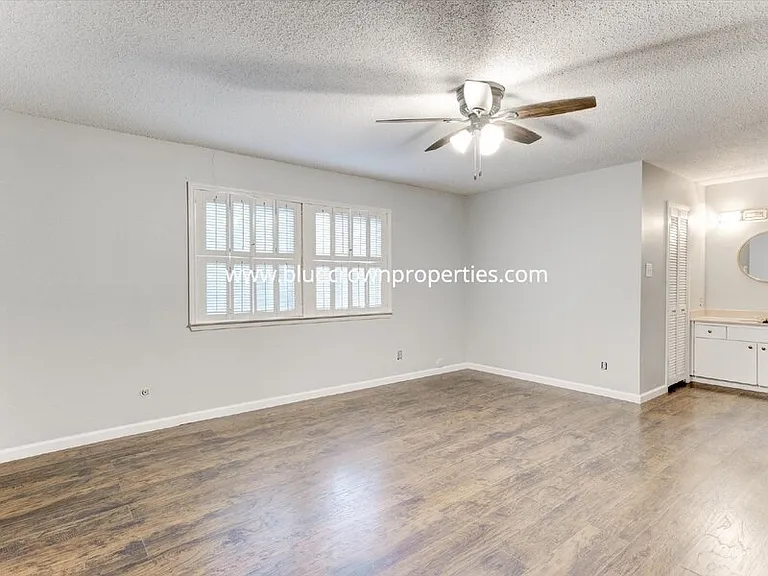 462 Westview Ter — Photo 15