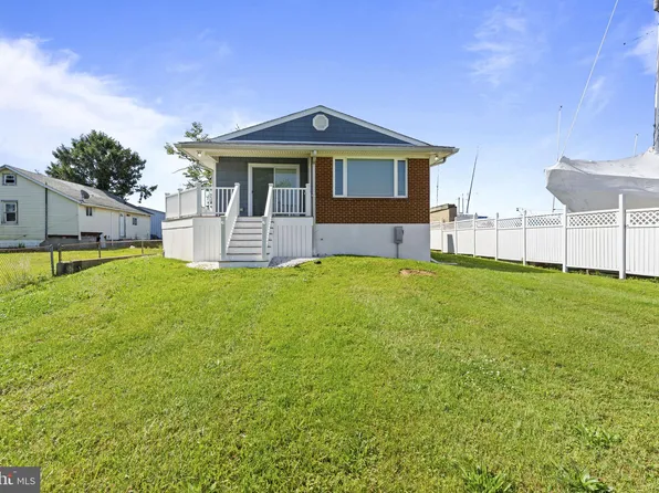 7212 Bay Front Rd, Baltimore, MD 21219