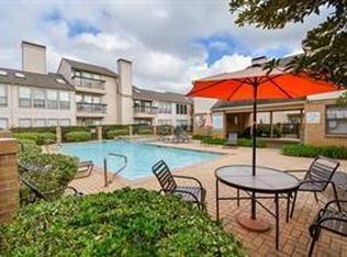 2277 S Kirkwood Rd APT 902, Houston, TX 77077