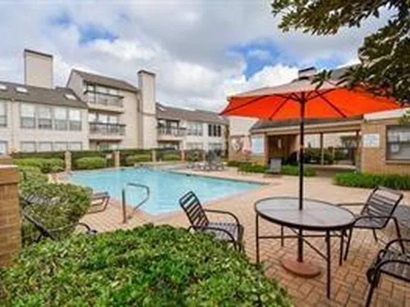 2277 S Kirkwood Rd APT 902, Houston, TX 77077