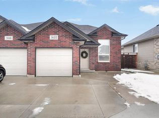 3122 Viola Cres, Windsor, ON N8N 0A1