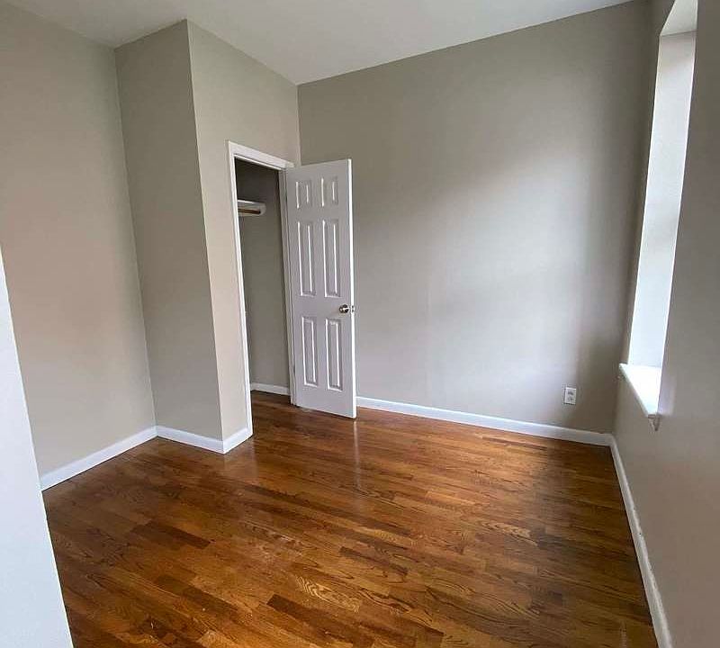 1st image of 318 E 78th St #24A