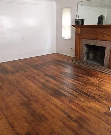 2nd image of 12320 Wilshire Dr
