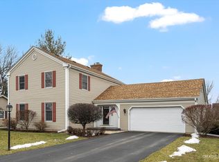 2051 Alschuler Dr, Aurora, IL 60506