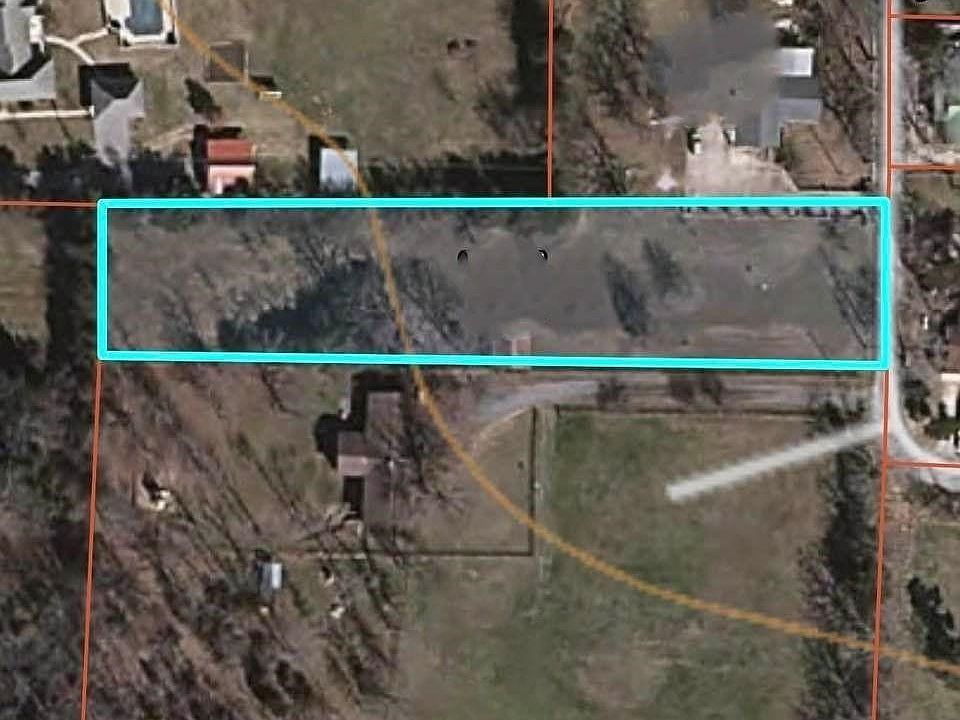 2nd image of 304 Edgar Ave