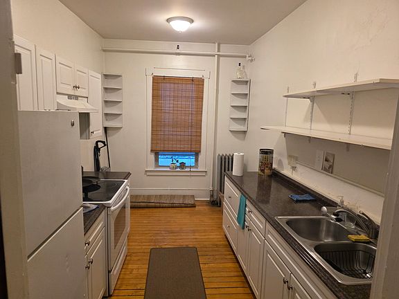 4th image of 12 West St #11
