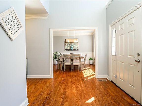 5th image of 16 Cisco Dr #16