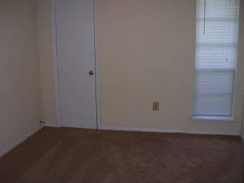 3rd image of 4916 Zenith St APT 223