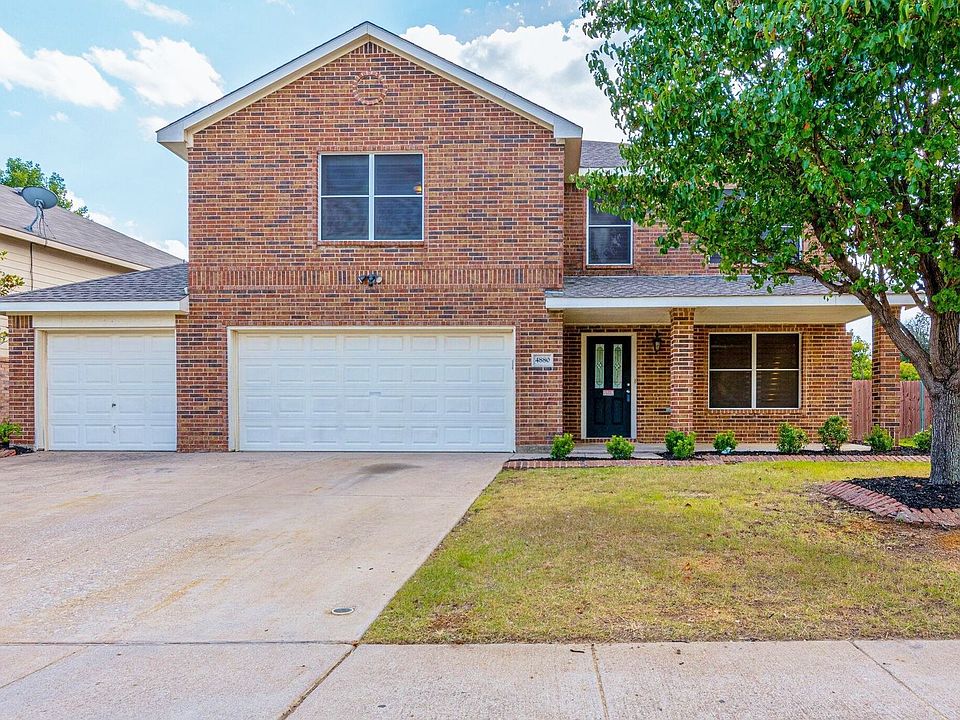 1st image of 4880 Trail Hollow Dr