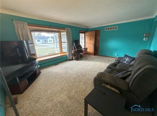 407 E Indiana Ave, Maumee, OH