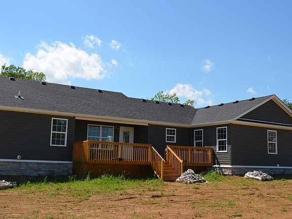 5th image of 60 Mason Ln