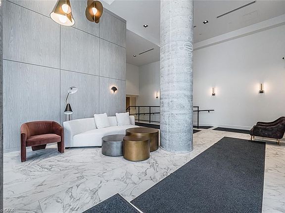 3rd image of 15 Wellington St S #903
