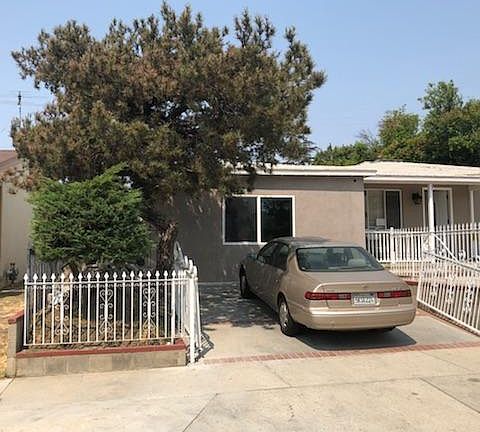 4th image of 8401 Hazeltine Ave