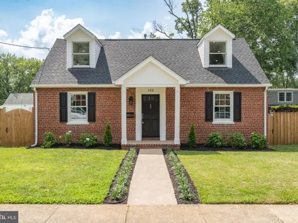 152 Hilton St, Alexandria, VA 22314