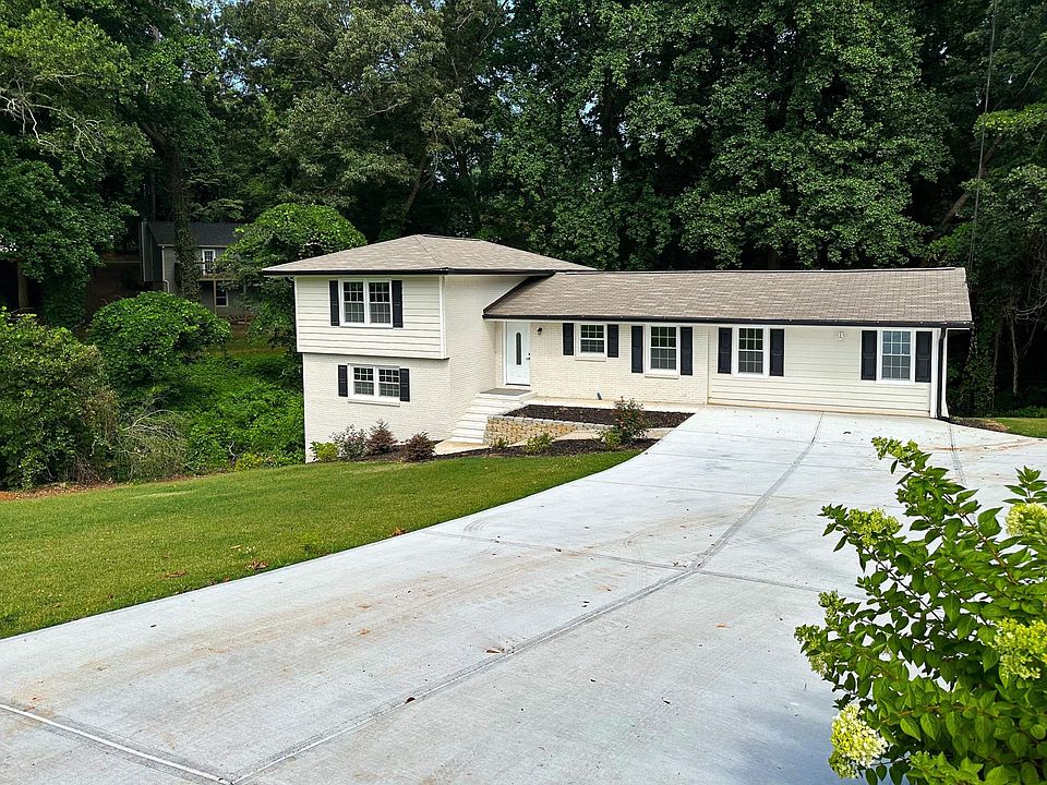1st image of 3191 Crestview Cir