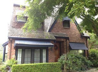 8044 18th Ave NE, Seattle, WA 98115