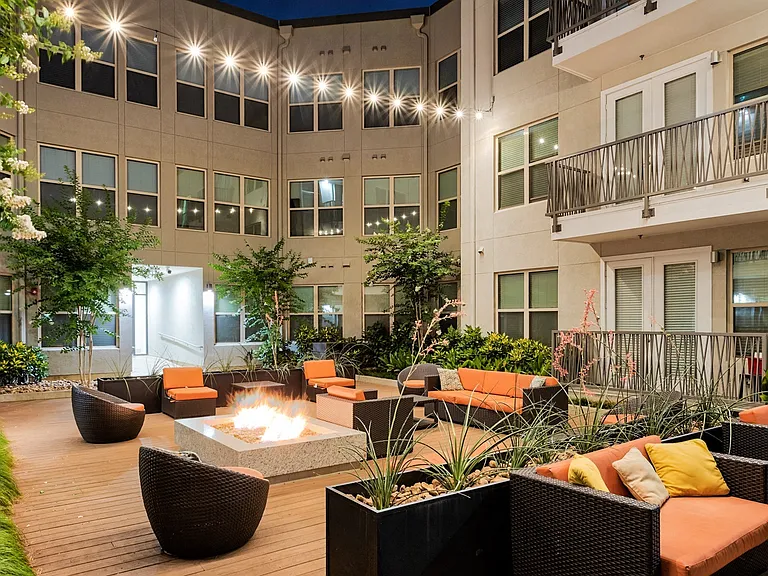 A luxury apartment community located in the Dallas Medical District