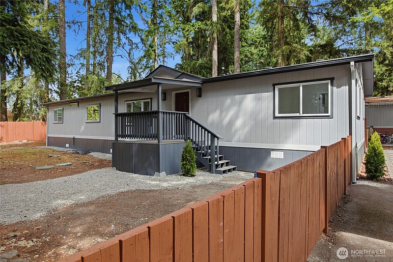 3rd image of 13517 203rd Street E #103