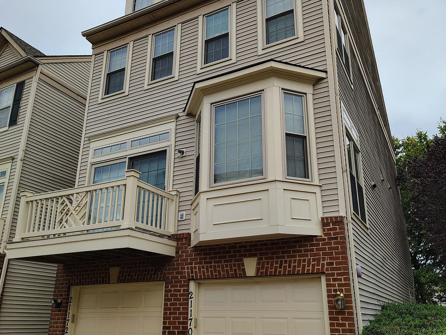 2 bed, 1382 sqft, $2,450 — Photo 1
