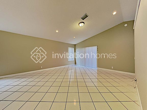 3rd image of 1677 Salerno Cir