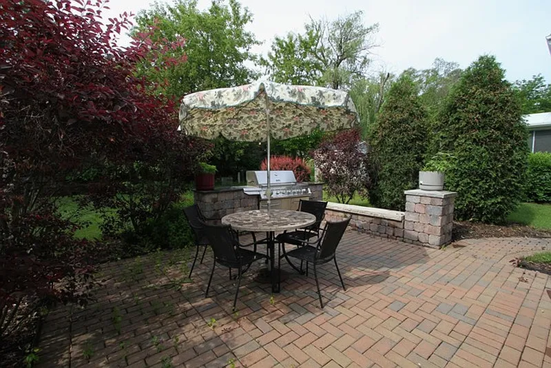 Thumbnail 16