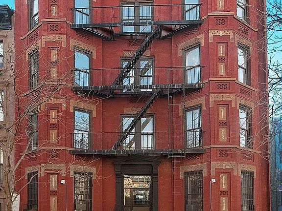 5th image of 164 W 128th St #U2a