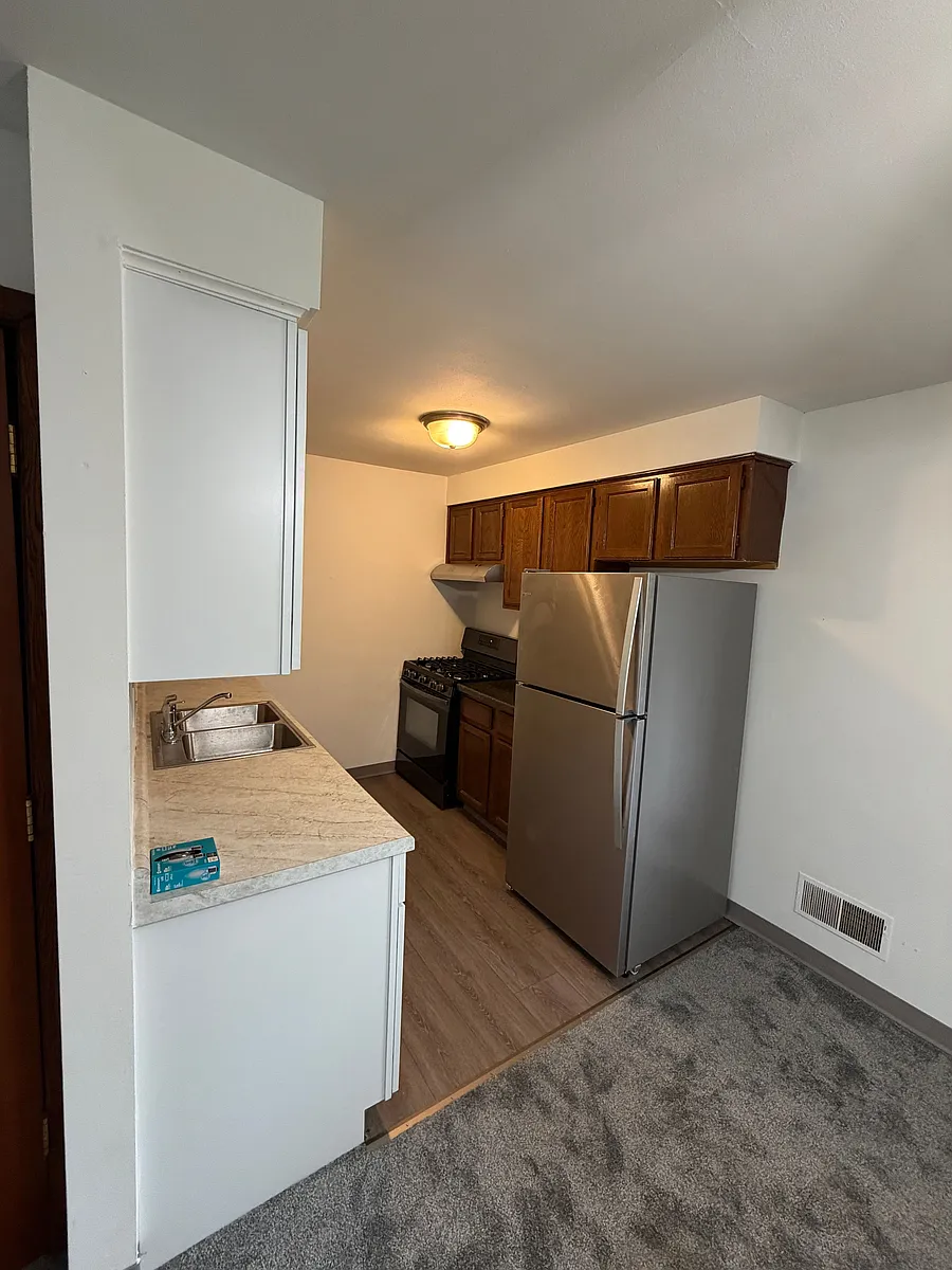 Building Photo - 6154 S 42nd St #6154