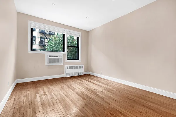 Rented by Cooper & Cooper Real Estate | media 15