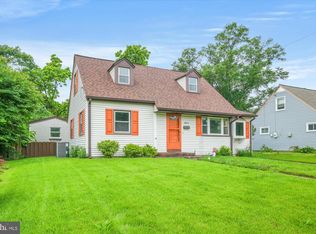 6926 Vanderbilt Dr, Alexandria, VA 22307