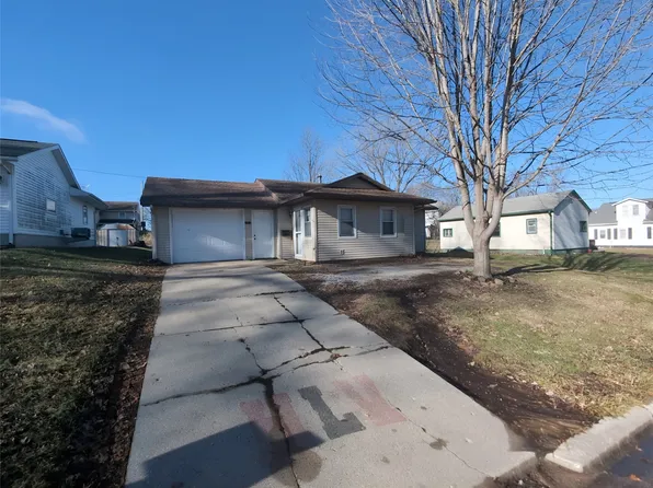 611 Washington St, Victor, IA 52347