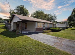 3201 Buckingham Dr, Johnson City, TN 37604