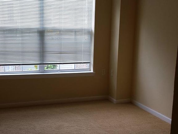 5th image of 5057 NW 44th Ln