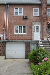 2939 Waterbury Ave, Bronx, NY, 10461