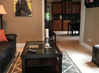 1 Carla Ln, Central Valley, NY 10917