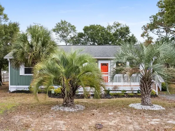 146 NE 5th Street, Oak Island, NC 28465