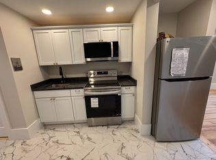 157 High St, Hampton, NH 03842