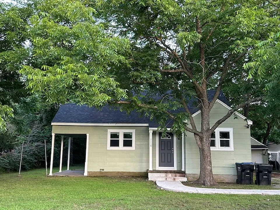 1114 Commerce Dr