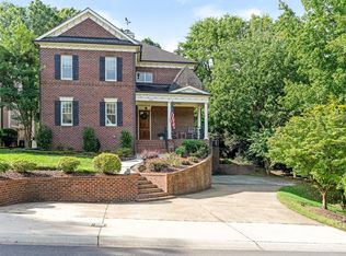 528 Meadowbrook Rd, Charlotte, NC 28207