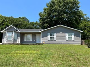 406 Landview Dr, Taylor, AL 36301
