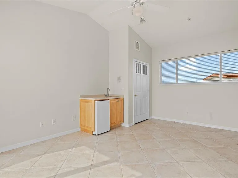 1593 Pinellas Bayway S — Photo 35