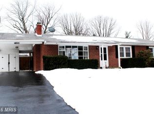 18511 Indian Cottage Rd, Hagerstown, MD 21742