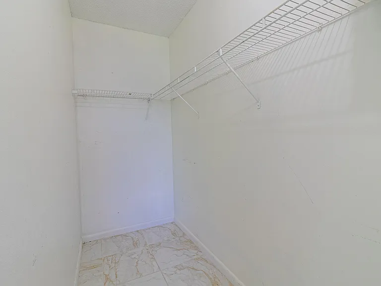 158 Mansfield D — Photo 22