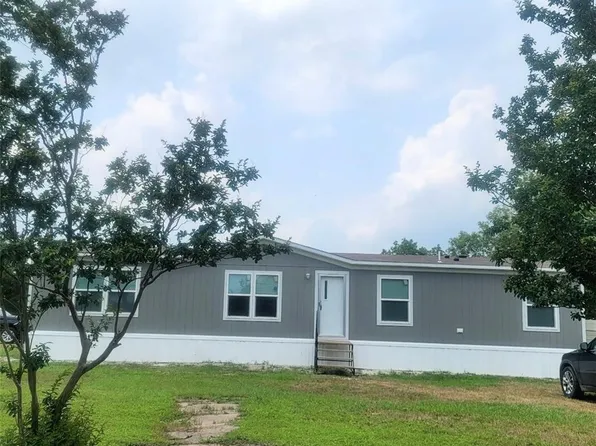 506 N Seeley Ave W, Mount Calm, TX 76673