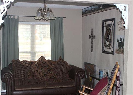 3rd image of 3900 Orchard Hill Dr